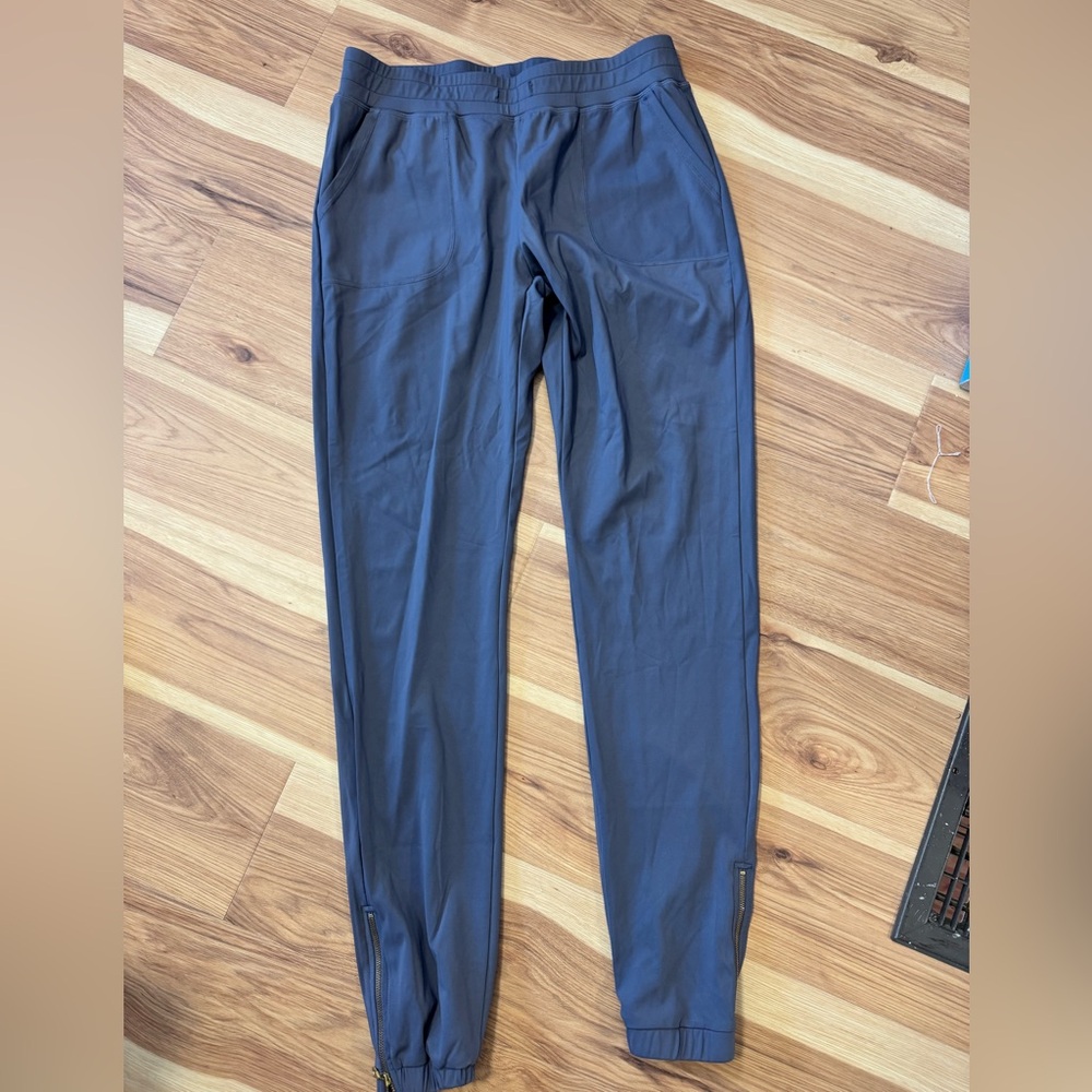 Zyia Leggings